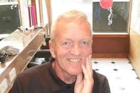 Tributes made to 'legendary' Edinburgh hairdresser