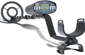Screen vs no screen metal detector. 10 Best Metal Detectors Of 2020 Buyer S Guide Reviews Daily Used Tools