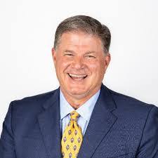 Dennis Dalrymple's Instagram, Twitter & Facebook