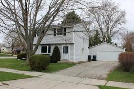 Explore the homes with single story that are currently for sale in sturtevant, wi. 8528 Westminster Dr Sturtevant Wi 53177 Mls 1633232 Movoto Com