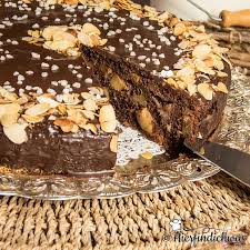Mein apfel schoko kuchen mit nüssen ist darum ein traum von einem kuchen. Apfelkuchen Auf Bayrisch Der Etwas Andere Kuchen