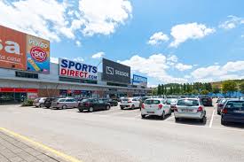 Tomás taveira (born 1938) is a portuguese architect. Blackstone Vende Carteira De Quatro Retail Parks Em Portugal A Belga Mitiska Reim Idealista News