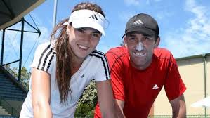 Born 7 april 1990) is a romanian tennis player. My Coach Is Amazingly Motivational Sorana Cirstea