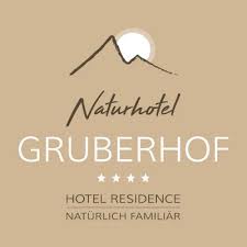 Ferienwohnungen In Schenna Apartment Gruberhof In Verdins Schenna Sudtirol Schenna Sudtirol Hotel Urlaub Reisen