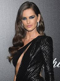 Parliamo però di trucco da abbinare al vestito rosso, che deve necessariamente essere adeguato al look e mai volgare. 5 Make Up Festa Effetto Wow Da Copiare Alle Star Stylight