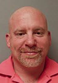 State's high court suspends lawyer's license