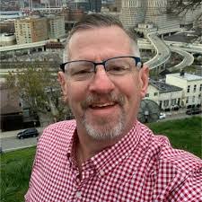 Jenifer Barton's Instagram, Twitter & Facebook