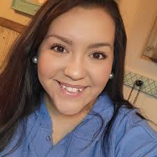 Open Relationships vs Sneaky Links in Public