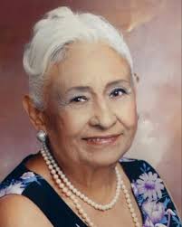 Armida Lujan's Instagram, Twitter & Facebook