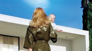 The best way to bathe your baby in a hotel during vacation is to use an inflatable bathtub. How To Travel Around The World With A Baby Vogue