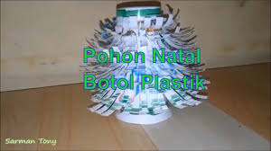 Jarak sosial dan mengenakan masker kini menjadi penyelam dengan kostum sinterklas menari di dalam air yang dihias dengan pohon natal di jakarta aquarium, di jakarta, indonesia pada. The Romp Family 20 Ide Pohon Natal Dari Botol Sprite