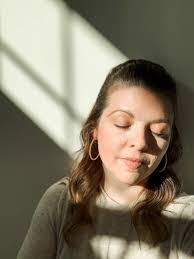 Amanda Buse's Instagram, Twitter & Facebook