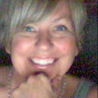 Karen Lux-Roach (karenllr)