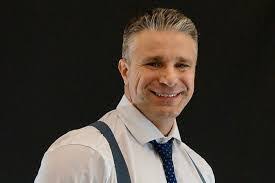 Jerry Sisk's Instagram, Twitter & Facebook