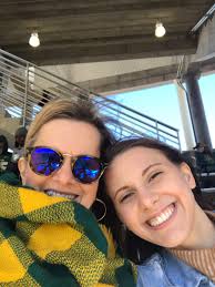 Laura Braddock (@braddocklr)