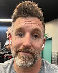 How to increase bench press from 200 to 225 in a month?