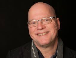 Brad Cushman's Instagram, Twitter & Facebook