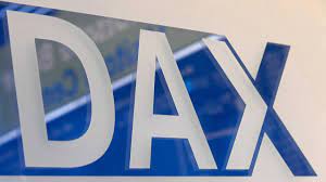 (born march 22, 1994), better known by his stage name dax, is a canadian hip hop artist with a huge youtube presence of more than 2,300,000. Dax Gibt Nach Kursrally Leicht Nach
