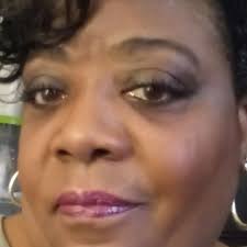 Lorraine Bogan's Instagram, Twitter & Facebook