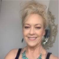 10+ "Lori Nichol" profiles