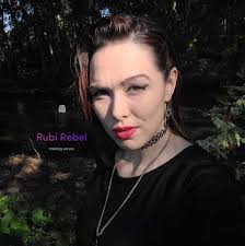 Stumbled across this woman's post selling her products (which I'm all for  and totally support) by recording VIDEOS in Altea's women's sauna