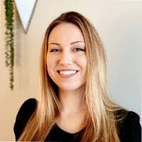 Amanda Sauder's Instagram, Twitter & Facebook