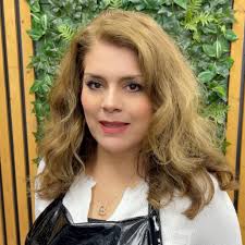 Isabella Barber at Royal Cuts