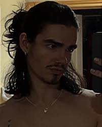 Cian Henry (@thesaintci) • Instagram photos and videos