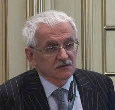 100+ speakers of the Forum