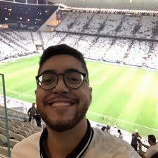 Silêncio, Andrés está trabalhando!