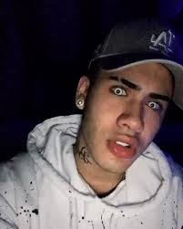 Mc kevinho is a brazilian singer, producer, and songwriter whose singles took his home country by storm beginning when he was just 16. Kevinho Mc Gifs Get The Best Gif On Giphy