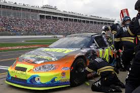 Nascar strictly controls all vehicle modifications. Pit Crew Nascar Tires Gasoline Auto Racing Car Speed Racetrack Sport Fast Pxfuel