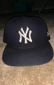 New York Yankees Hat In 2021 New York Yankee Hat Hats Yankees Hat