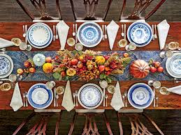 Set a festive table with our enamelware americana collection featuring an artful watercolor design. 4 Thanksgiving Table Decor Ideas That Will Wow Your Guests Smooth Decorator