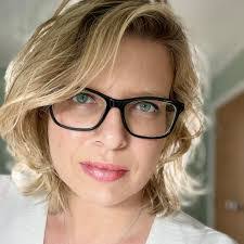 Cheryl Opperman's Instagram, Twitter & Facebook