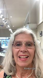 I’m a member of Art Works Gallery in Grass Valley, California and it’s a  sunny start to our Labor Day weekend! I’m working here this afternoon and  tomorrow too. I think it’s one of my favorite things- ...