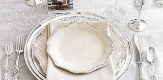 Best thanksgiving dinner table settings from dining delight fall dinner party for ten.source image: Thanksgiving Table Setting Ideas Southern Living