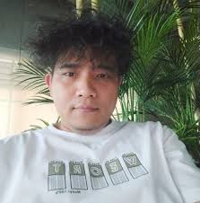 Mananalo 'sya dahil malakas sa UniFink🤣