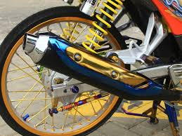 Motor thailook terbaru serta modifikasi motor thailook terbaik dari motor thailook beat, beat fi, scoopy, mio, vario yang anda bisa melihat di kontes modifikasi, banyak yang mengambil konsep motor thailook karena memang modifikasi ini sangat keren berbeda dari konsep modifikasi lainnya. Honda Absolute Revo 12 Bekasi Absolutely Pure Bebek Thailook