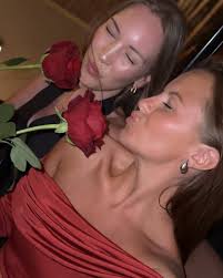 Olivia Burrows Sutherland (@oliviaandliving) • Instagram photos and videos