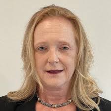 Nicole Boyer's Instagram, Twitter & Facebook