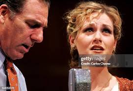 307 fotos e imágenes de alta resolución de Mary Chavez