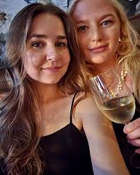 Ashley Farris (@ashley.n.farris) · Instagram photos and Reels