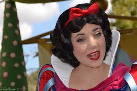 Snow White by Anime-Ray.deviantart.com