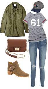 5 Outfits To Wear No Matter What Your Plans Are For Super Bowl Sunday Gaming Clothes How To Wear Casual Outfits