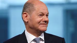 Die politische heimat des studierten juristen ist heute berlin, wo er als vizekanzler und finanzminister den haushalt des deutschen staates verwaltet. Olaf Scholz Bei Direktwahl Laut Umfragen Vor Laschet Und Baerbock Stimmung Richtung Spd Stern De