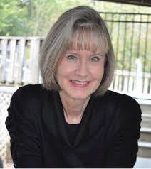 Tracy Crump's Instagram, Twitter & Facebook