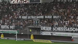 Sportklub sturm graz is an austrian association football club, based in graz, styria, playing in the austrian football bundesliga. Sturm Fans Danken Rapid Ultras Fur Schone Geste Mit Spruchband Fussball Bundesliga