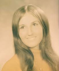 Can you edit this photo to its original color format?