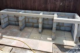 Outdoor Kitchen Casting Concrete Worktop With Curved Edges Modern Design In 2020 Concrete Outdoor Kitchen Outdoor Kitchen Decor Rustic Outdoor Kitchens